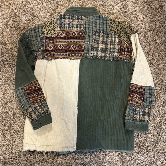 Gimmicks Patchwork Button-Up shacket. - Picture 4 of 4